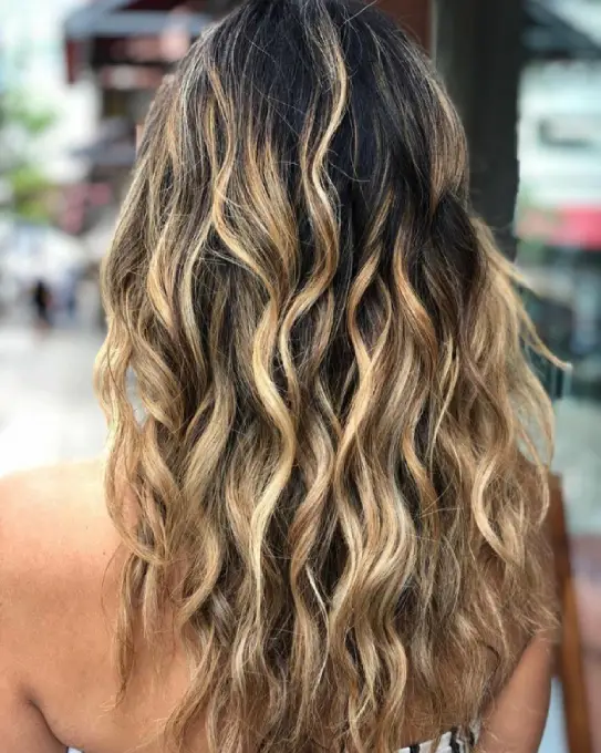 beach wave curls